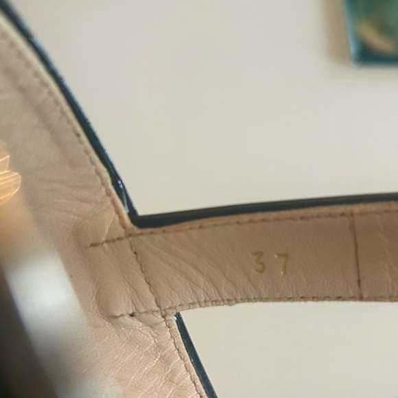 Prada patent leather block platform authentic sandals size 37 - Picture 6 of 6